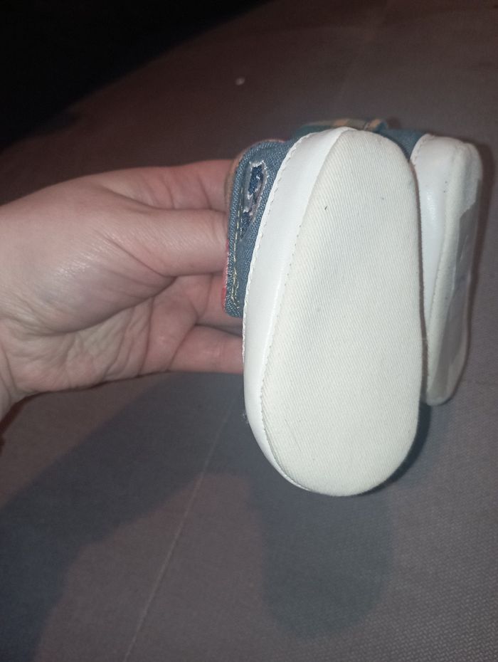 Chaussure bébé - photo numéro 4