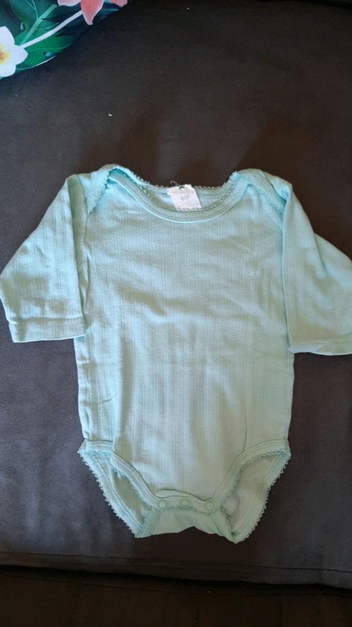 Lot de 5 bodys bébé 6 mois - photo numéro 10