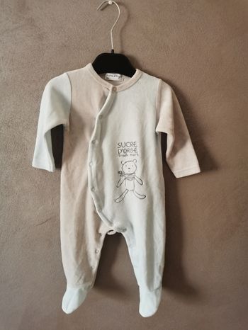 Pyjama garçon, 12 mois. Sucre d'Orge