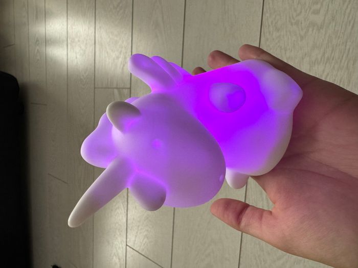 Veilleuse licorne blanche lumineuse qui change de couleurs - photo numéro 7