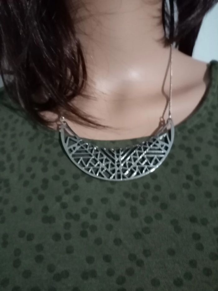 Collier style ethnique