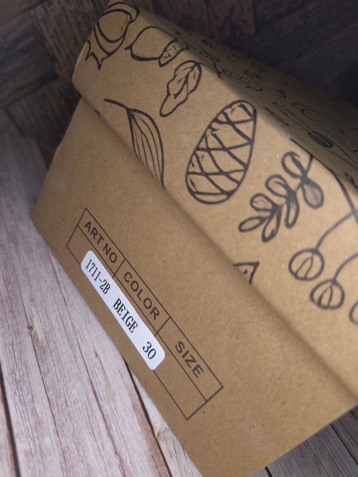 Baskets beige à scratch enfants mixtes tendances - Taille 30 - NEUVES 🌟 - photo numéro 3