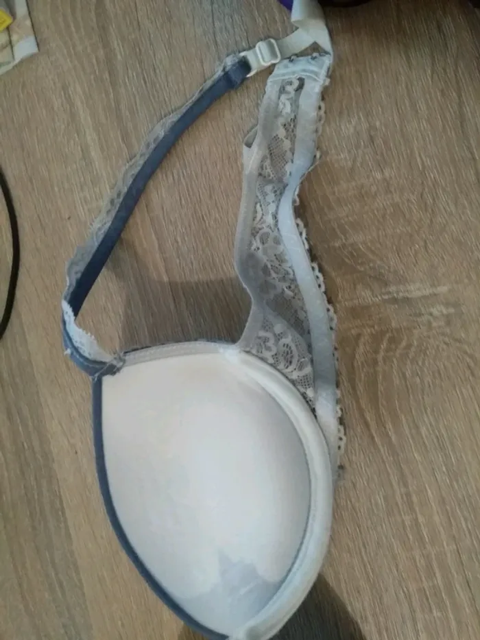 Soutien-gorge - photo numéro 4