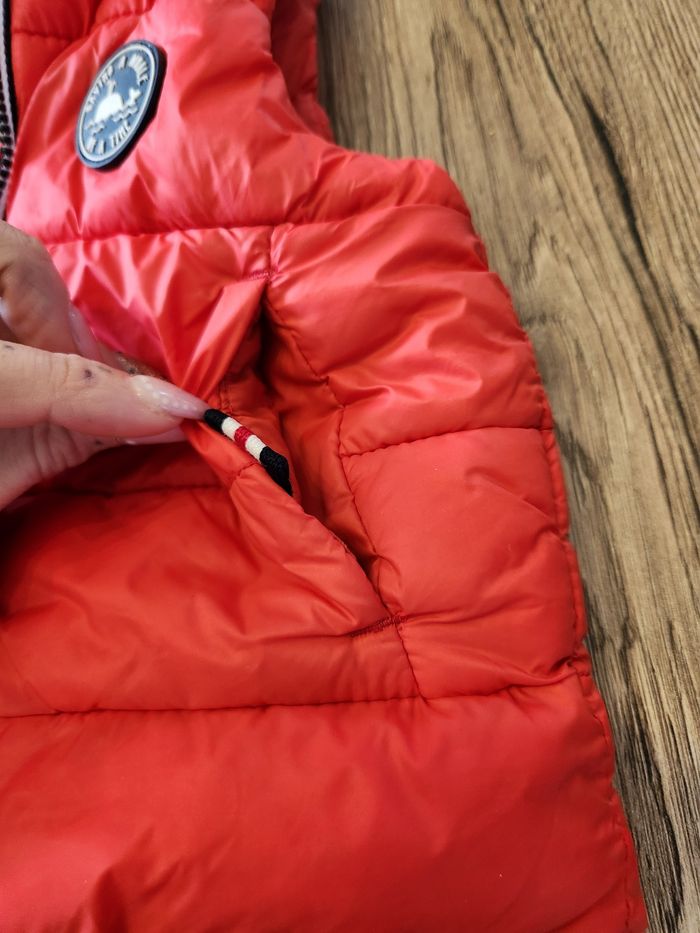 Veste sans manches rouge 9mois C&A - photo numéro 8