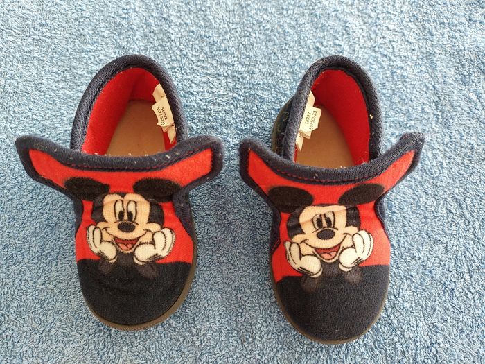 Chaussons Mickey taille 21 - photo numéro 5
