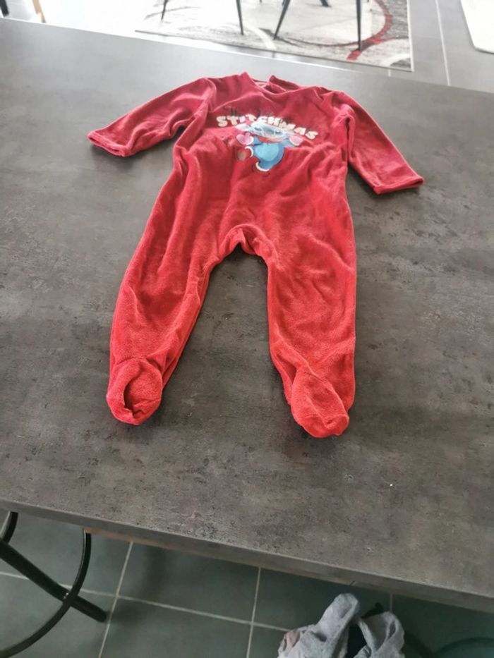 9 pyjamas