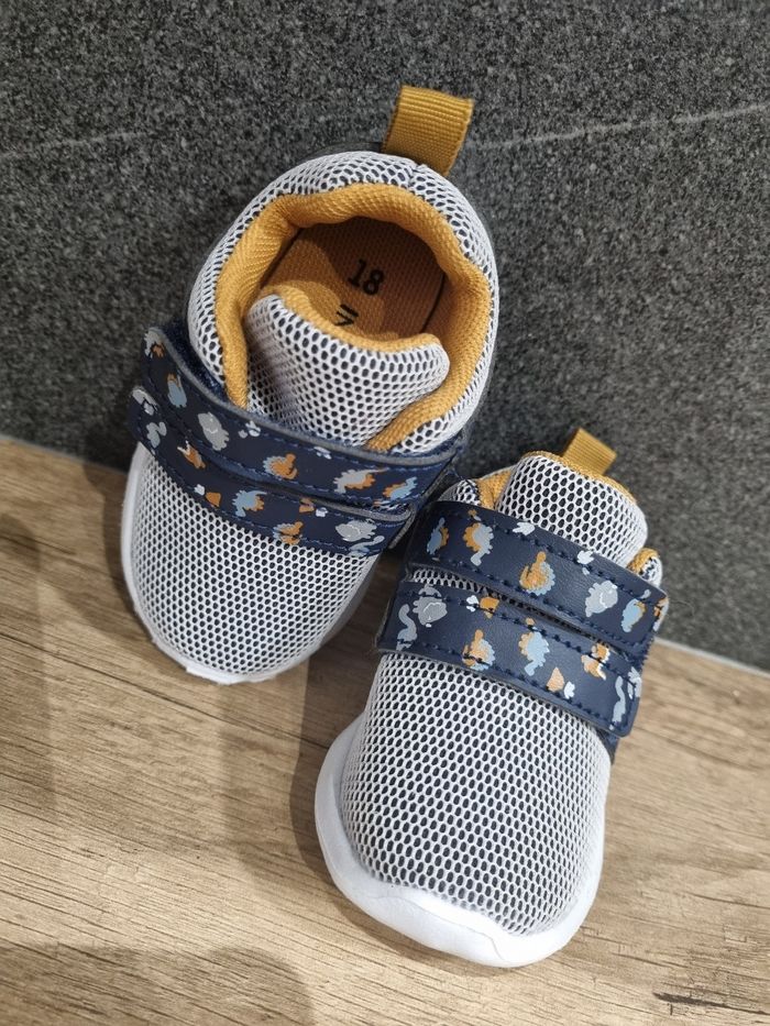 Chaussure - photo numéro 2