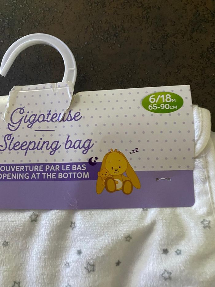 Gigoteuse neuve 6 à 18 mois