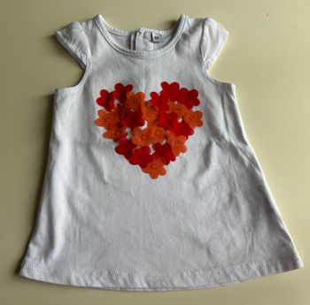 Tee-shirt coeur en fleurs bébé 6 mois