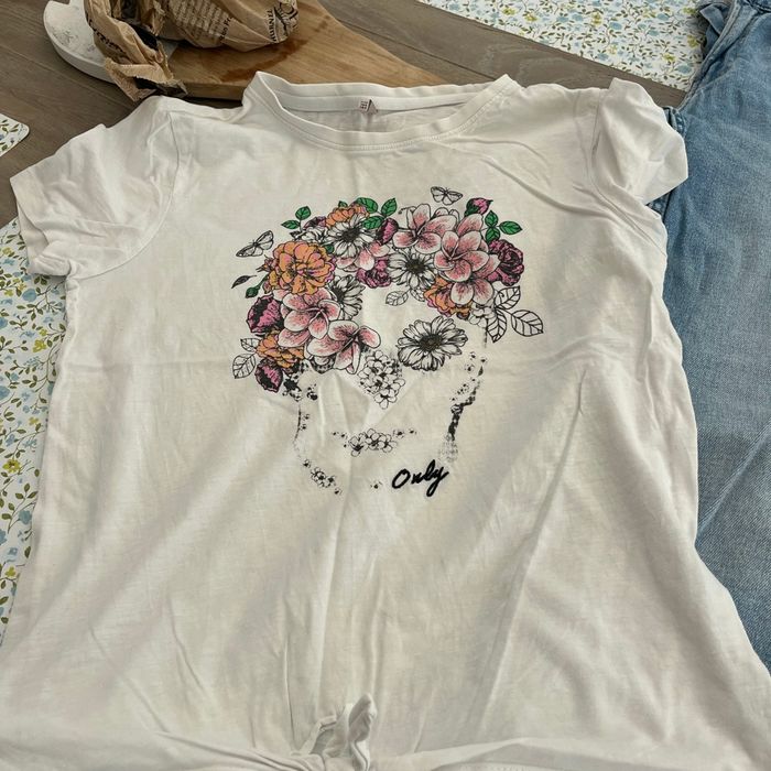 2 jeans 2 teeshirt fille Zara  13/14 ans - photo numéro 2