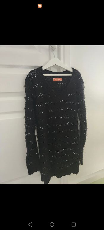 Pull long noir a sequins