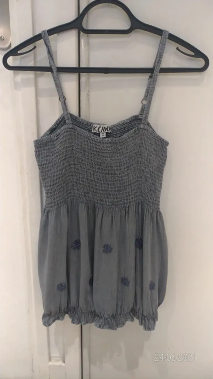 Top froncé bretelles fines gris bleu