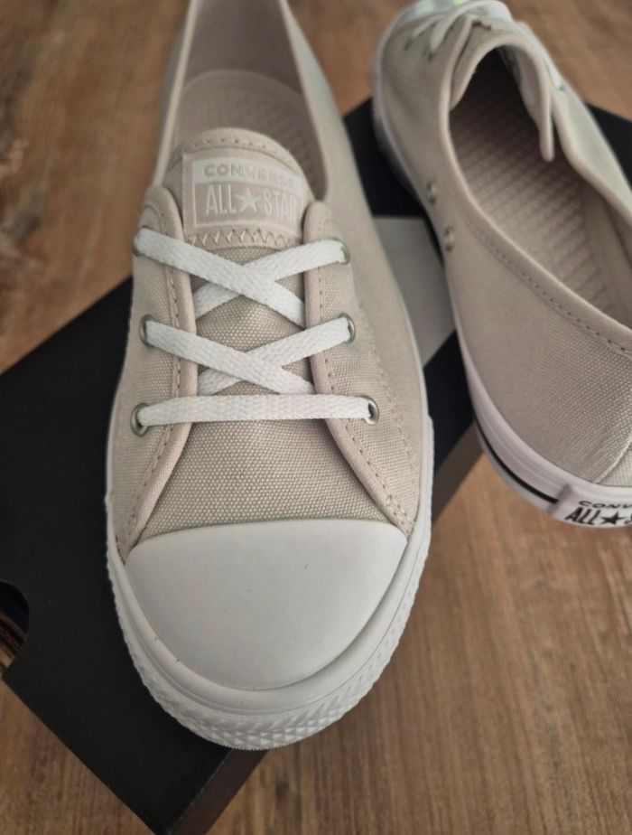 Converse - photo numéro 5