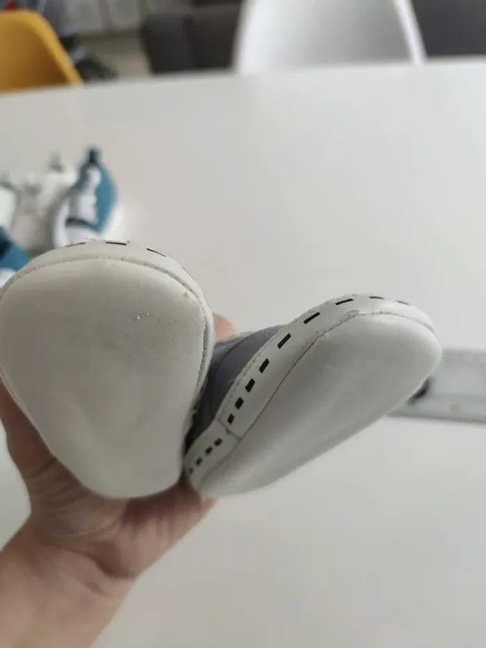 Chaussures 19-20 - photo numéro 4