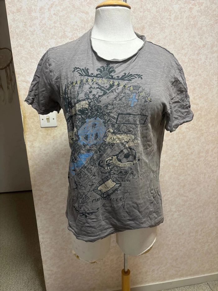 T shirt taille 40 marque Olympique de Marseille