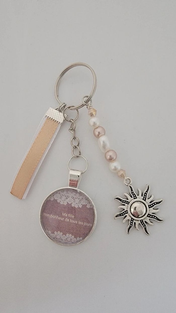 Cadeau ma fille, porte clé message bijoux de sac " ma fille mon bonheur de tous les jours "