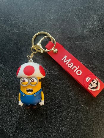 Porte clefs minions Mario
