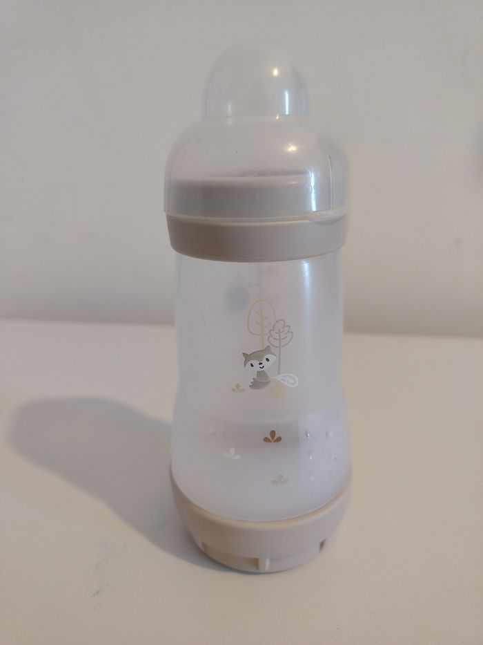 Lot de 3 biberons sans tétines 260 ml anti colique MAM - photo numéro 3