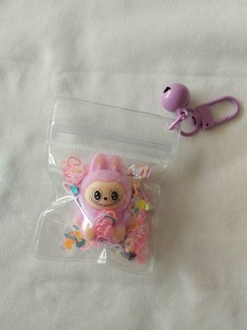 Porte-clés Labubu violet