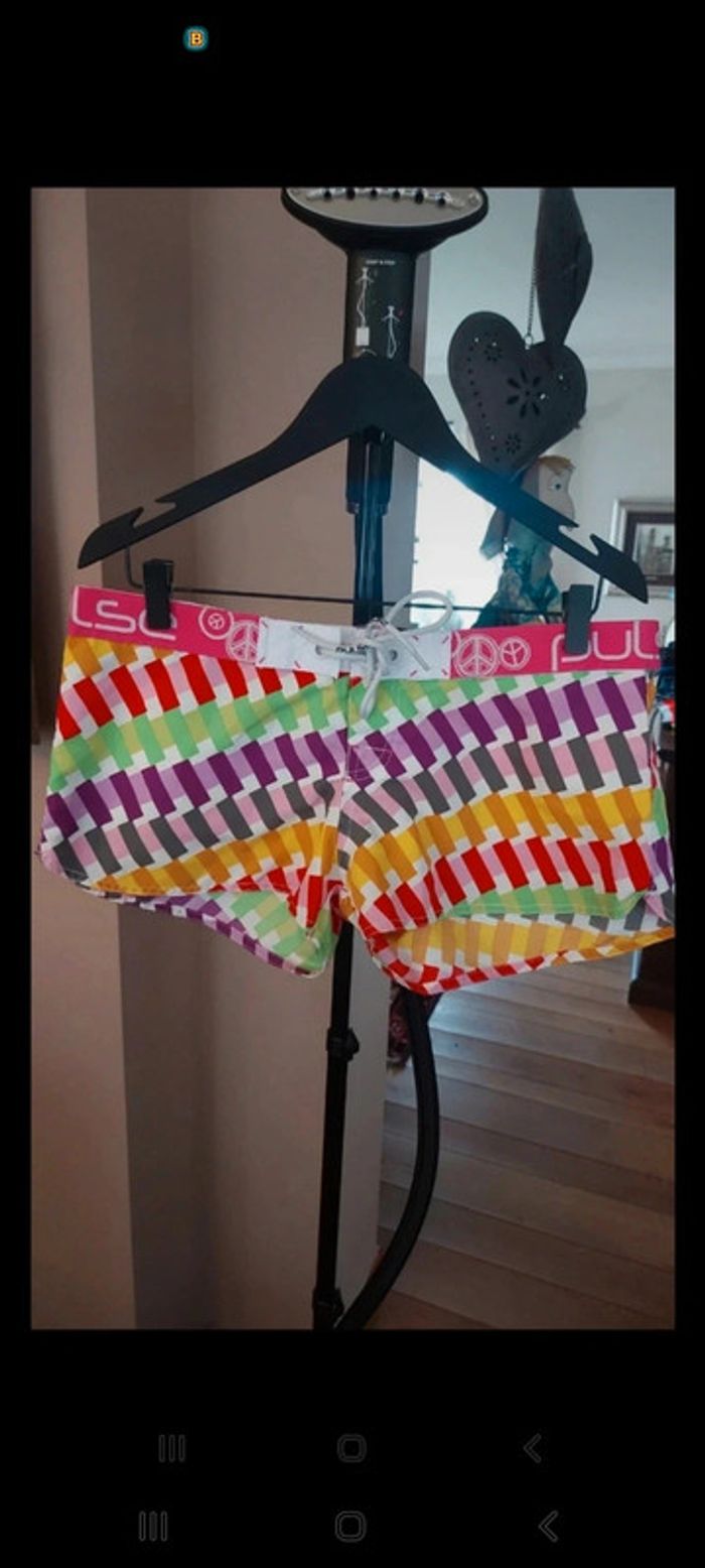 Short de plage Pulse taille L en trés bonne état