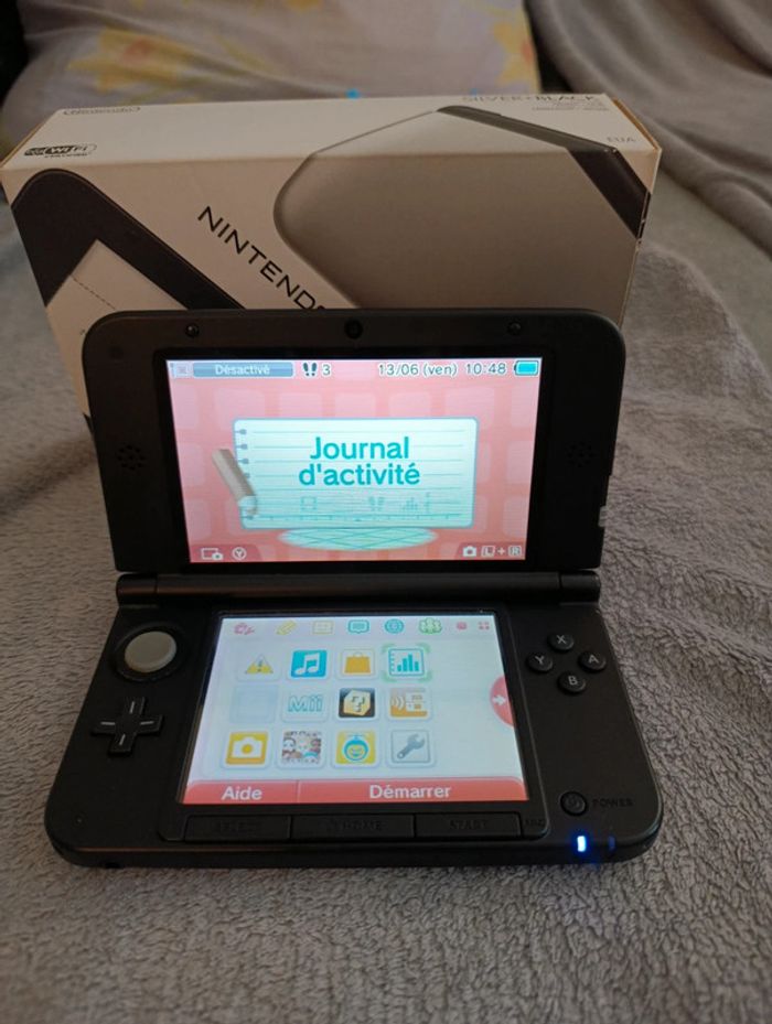 Console Nintendo 3DS XL - photo numéro 2