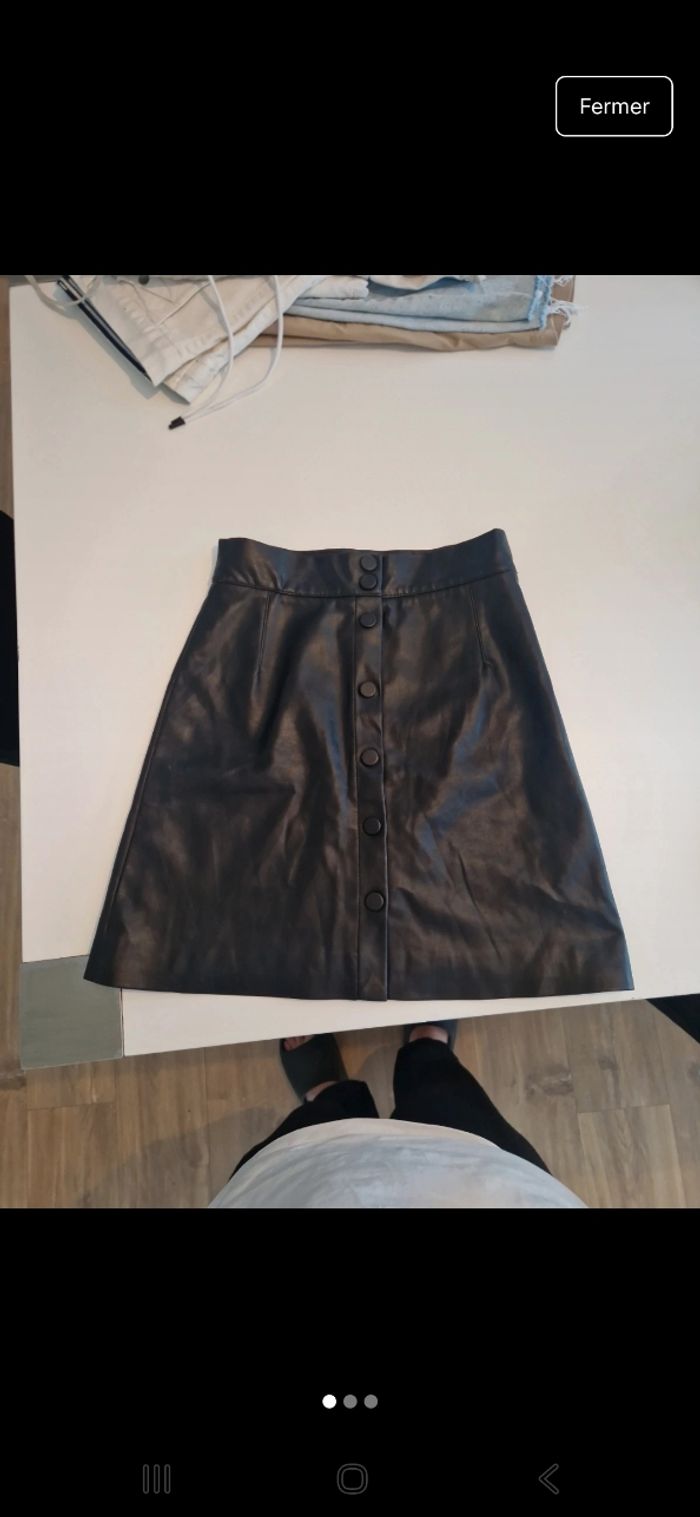 Jupe semi cuir - photo numéro 3