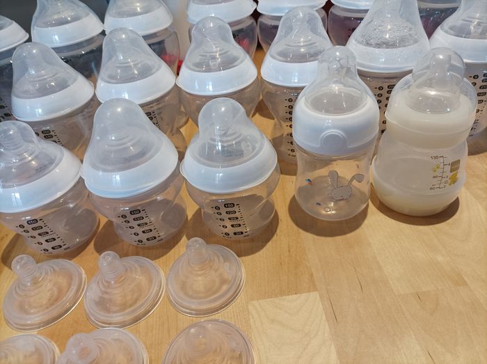 Biberon tommee tipee avec Valve anticolique - photo numéro 4