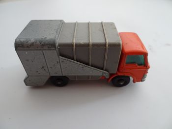 Matchbox camion refuse truck