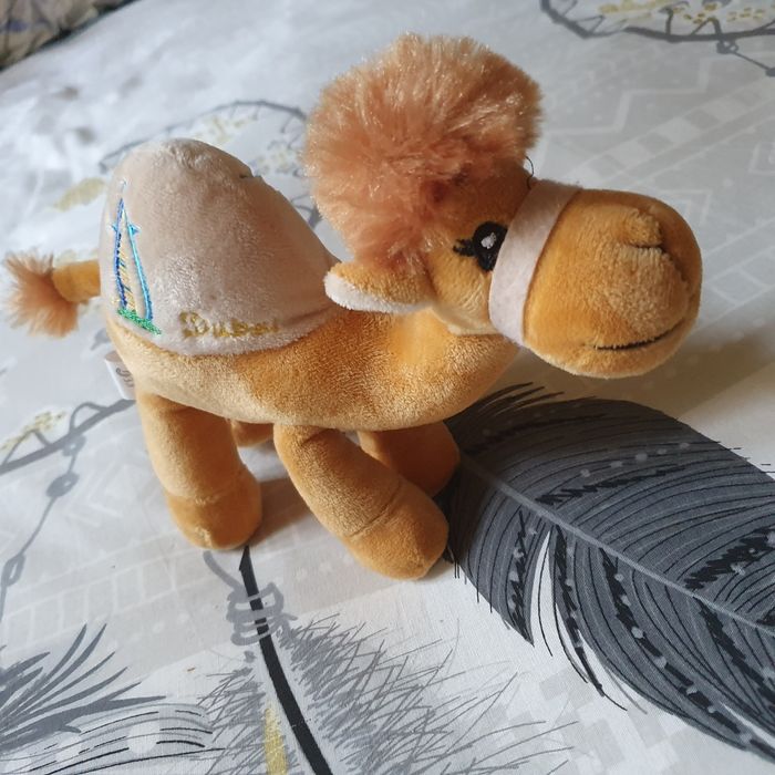 Peluche chameau