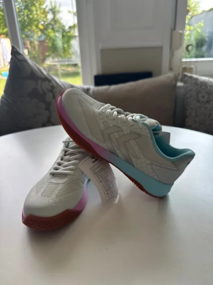 Baskets Hummel Taille 42 – Blanc / Multicolore – Indoor Sport - photo numéro 2