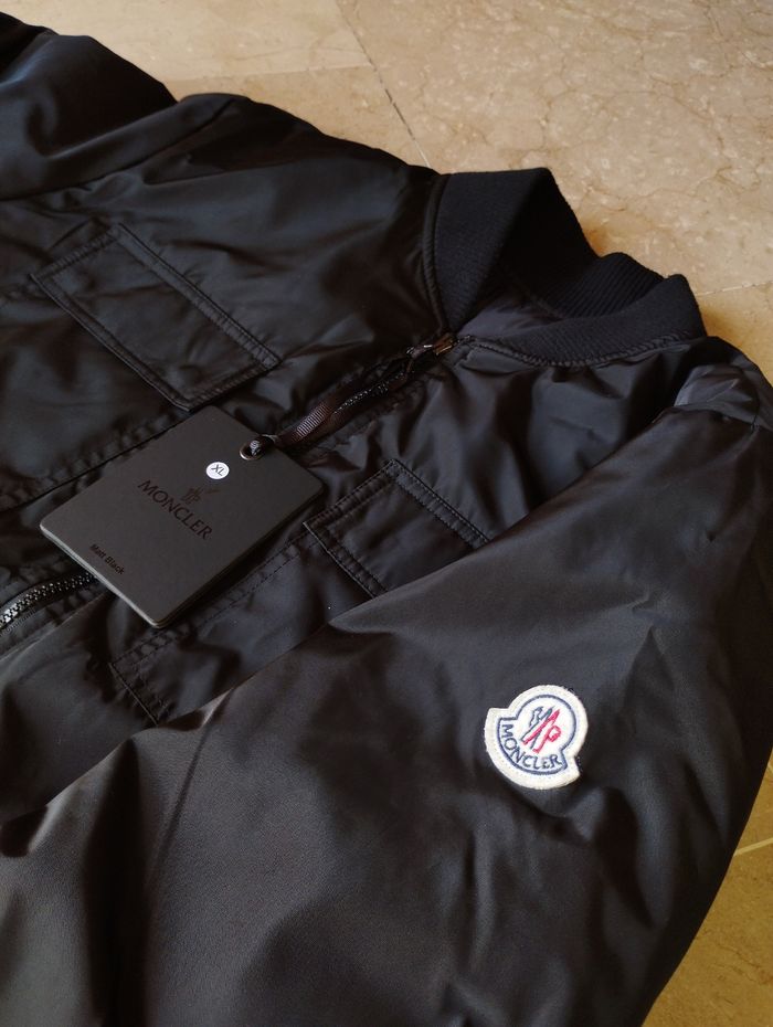 Moncler Veste Réversible Noire XL • 2 en 1 · Très pratique - photo numéro 10