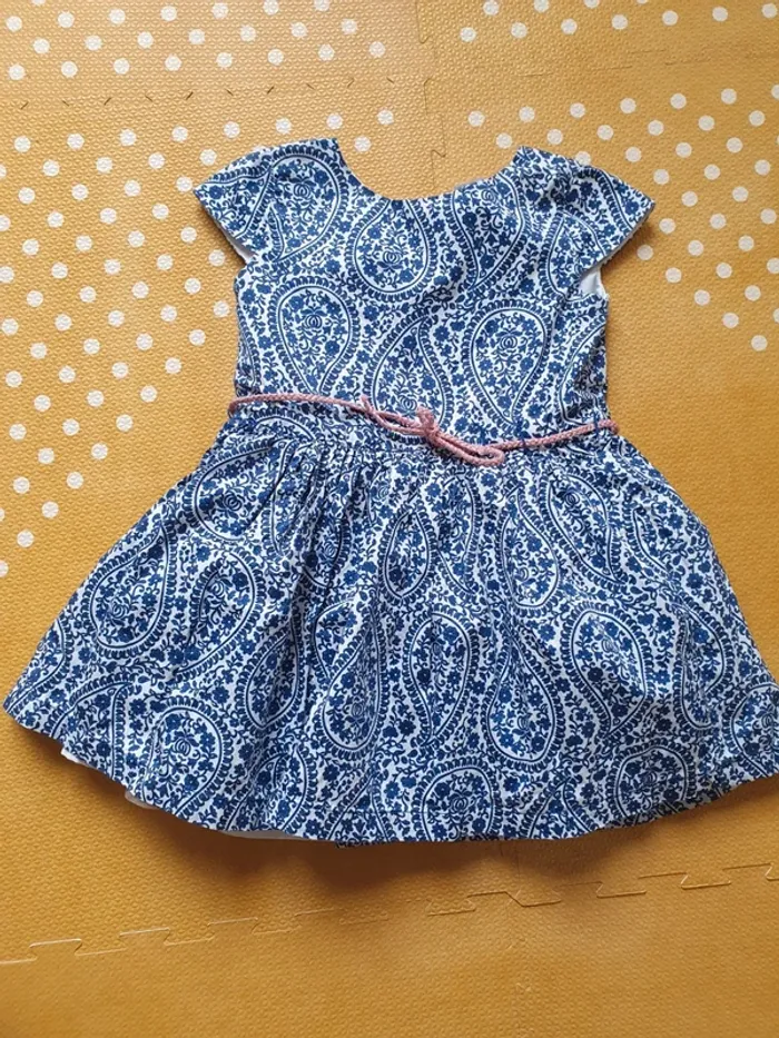 Robe 2 ans magnifique