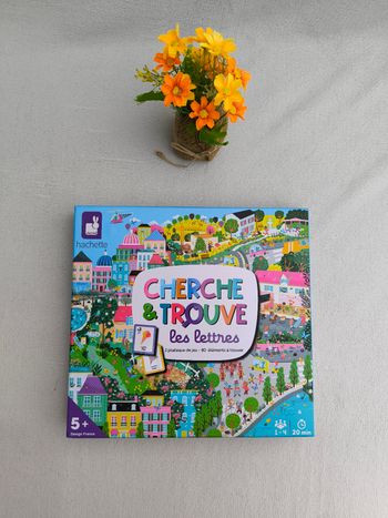 Jeu Cherche et trouve les lettres Hachette