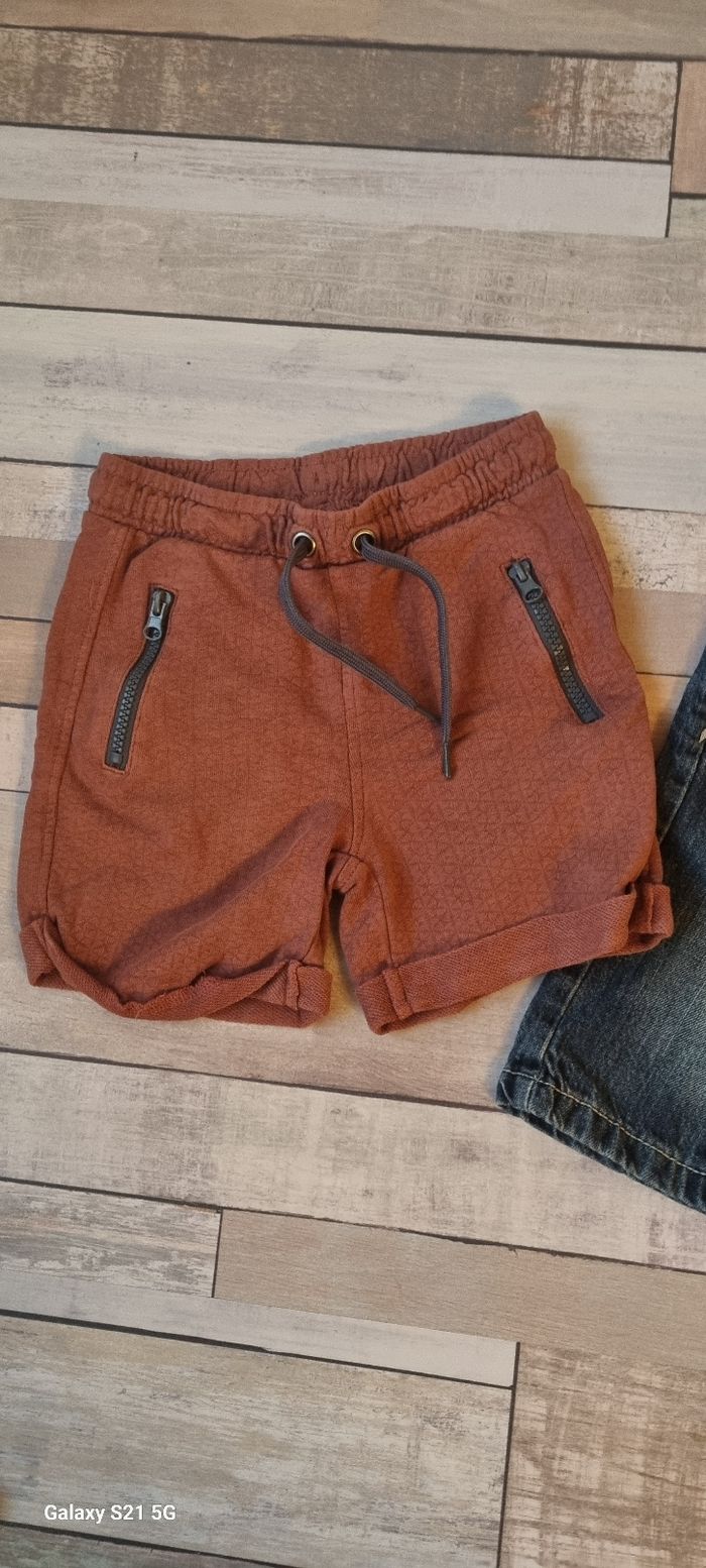 Lot 3 shorts 6 ans - photo numéro 3
