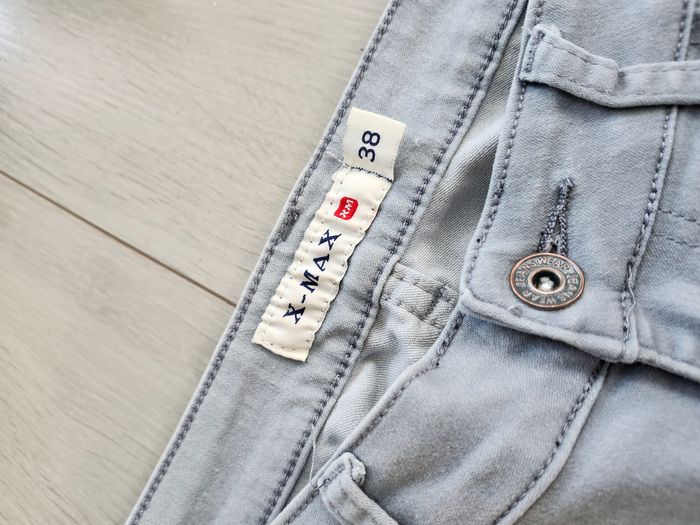 Lot 3 jeans et pantacourts taille 38 Camaïeu XMAX - photo numéro 5