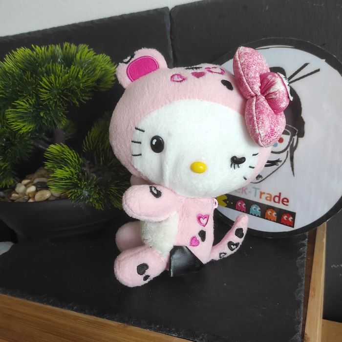 sanrio tokidoki hello kitty skull plush doll limited japan Crâne Noir Rose Coeur