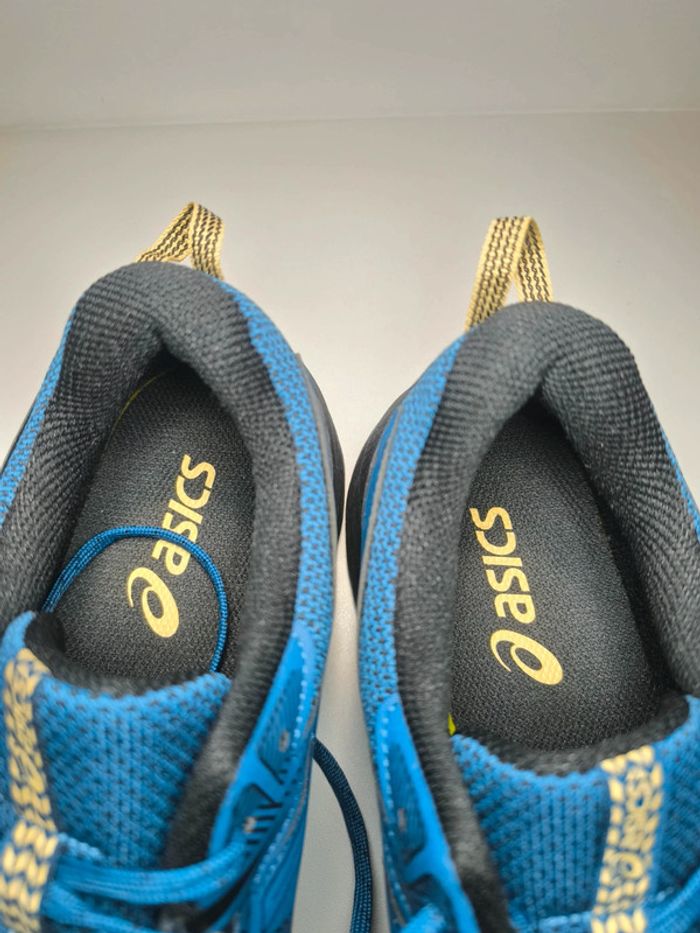Baskets Asics gel venture 8 portées une fois neuves avec boîte pointure 44 - photo numéro 6