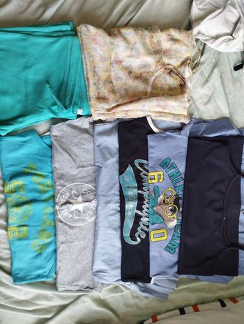 Lot de 8 vêtements