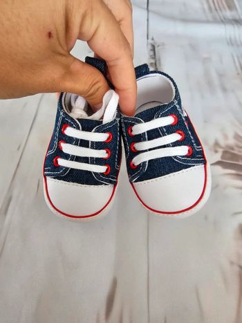 Paire de chaussures 3/6 mois