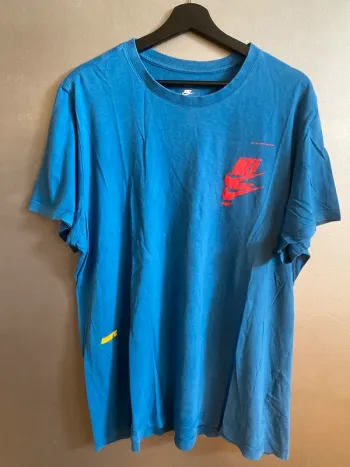 Tee Shirt Nike XL bleu