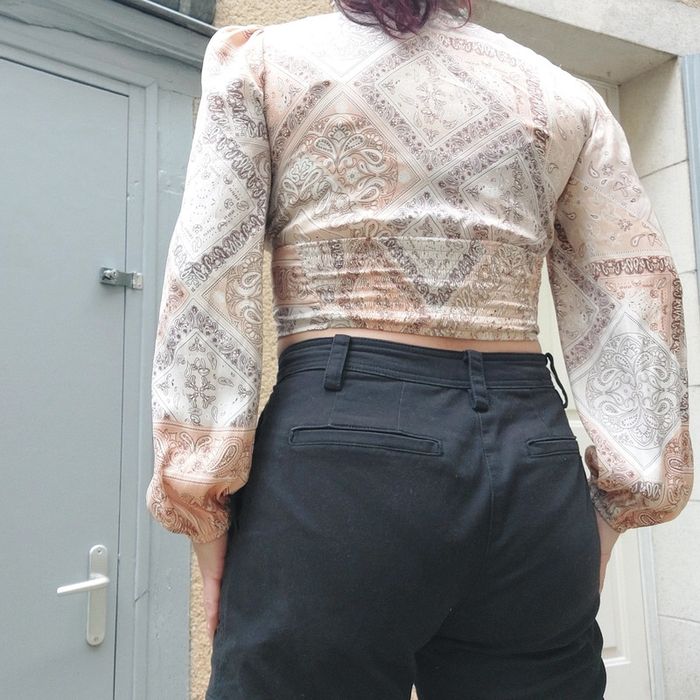 Top Stradivarius taille M - photo numéro 5