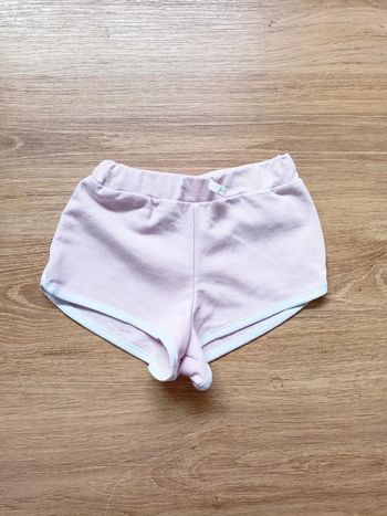Short rose et blanc 4 ans