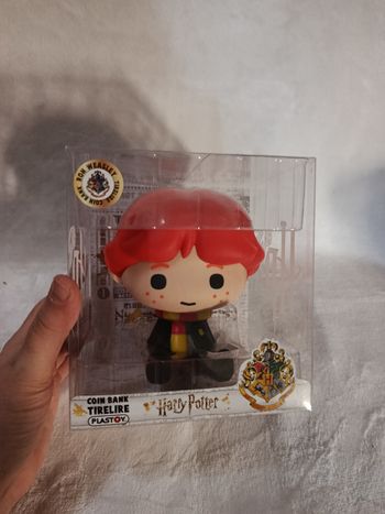 A saisir, NEUVE, très belle tirelire " Harry Potter  "  ( bien lire svp )