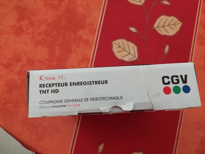 Récepteur enregistreur TNT HD - photo numéro 5