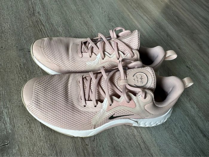 Chaussures basket Nike confort - photo numéro 2
