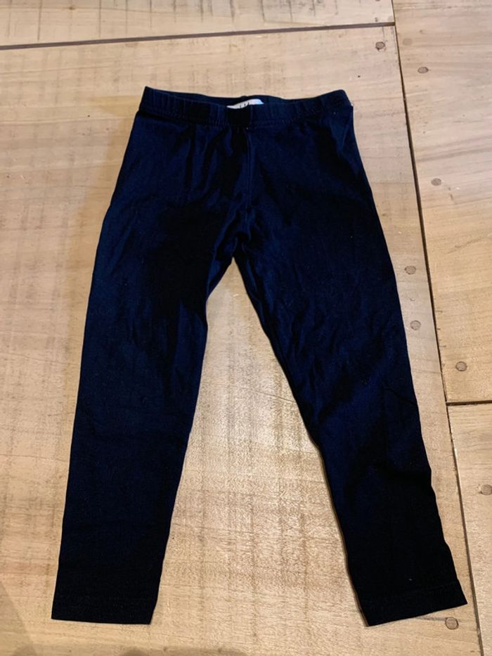 Lot de cinq leggings en bon état taille 4 ans - photo numéro 15