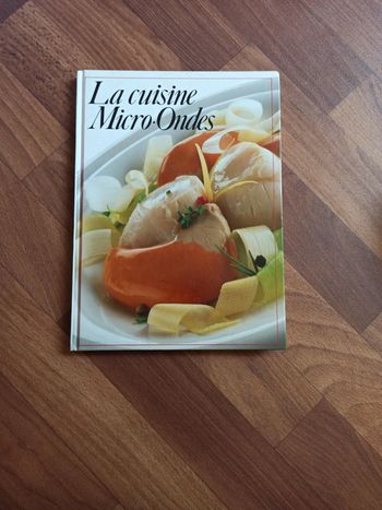 Livre "la cuisine Micro Ondes"