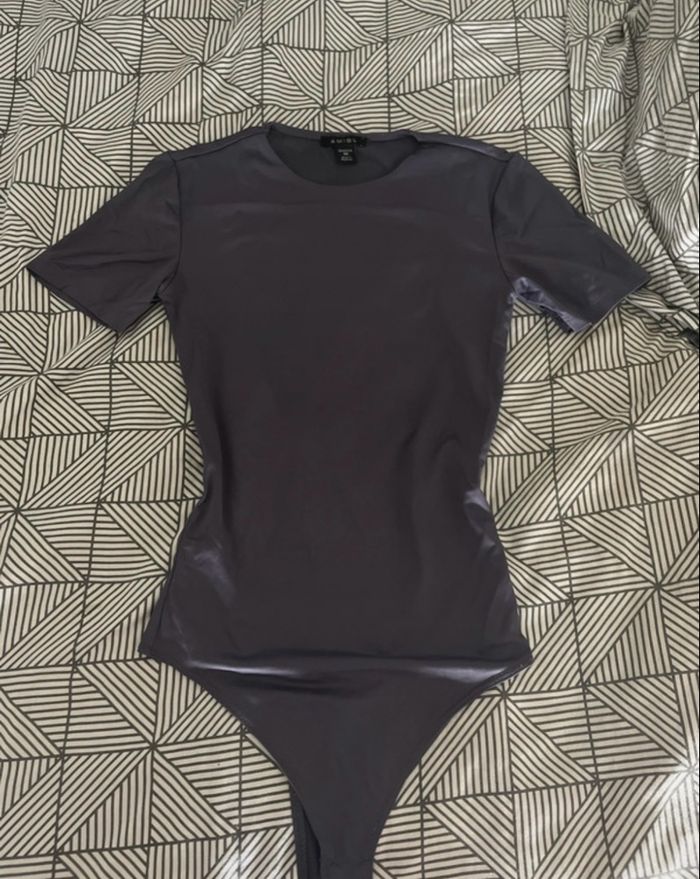 Body - photo numéro 4