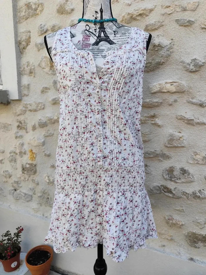 Superbe robe courte / tunique femme taille 40