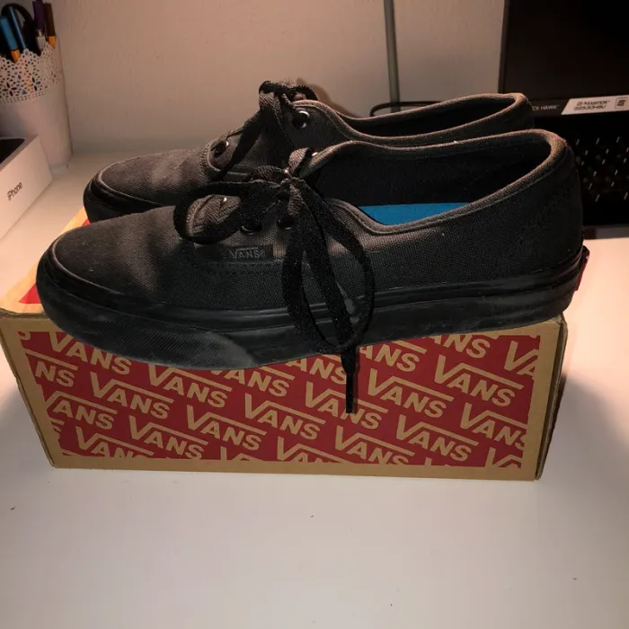 Vans noires en 36,5 - photo numéro 3